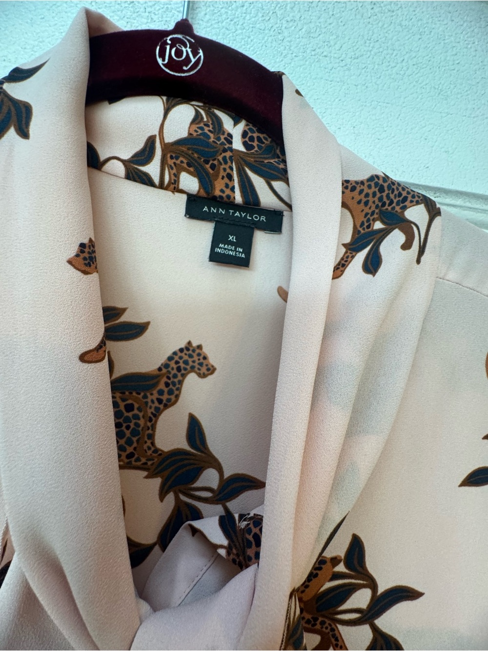 Ann Taylor Pink Tie-Neck Leopard Print Blouse - Picture 5 of 6